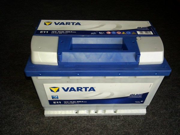 Akumulator Varta blue 74ah 680a e11